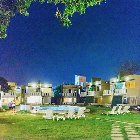 La Posada De Santa Maria Huacho Bagian luar foto