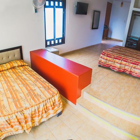 La Posada De Santa Maria Huacho Bagian luar foto